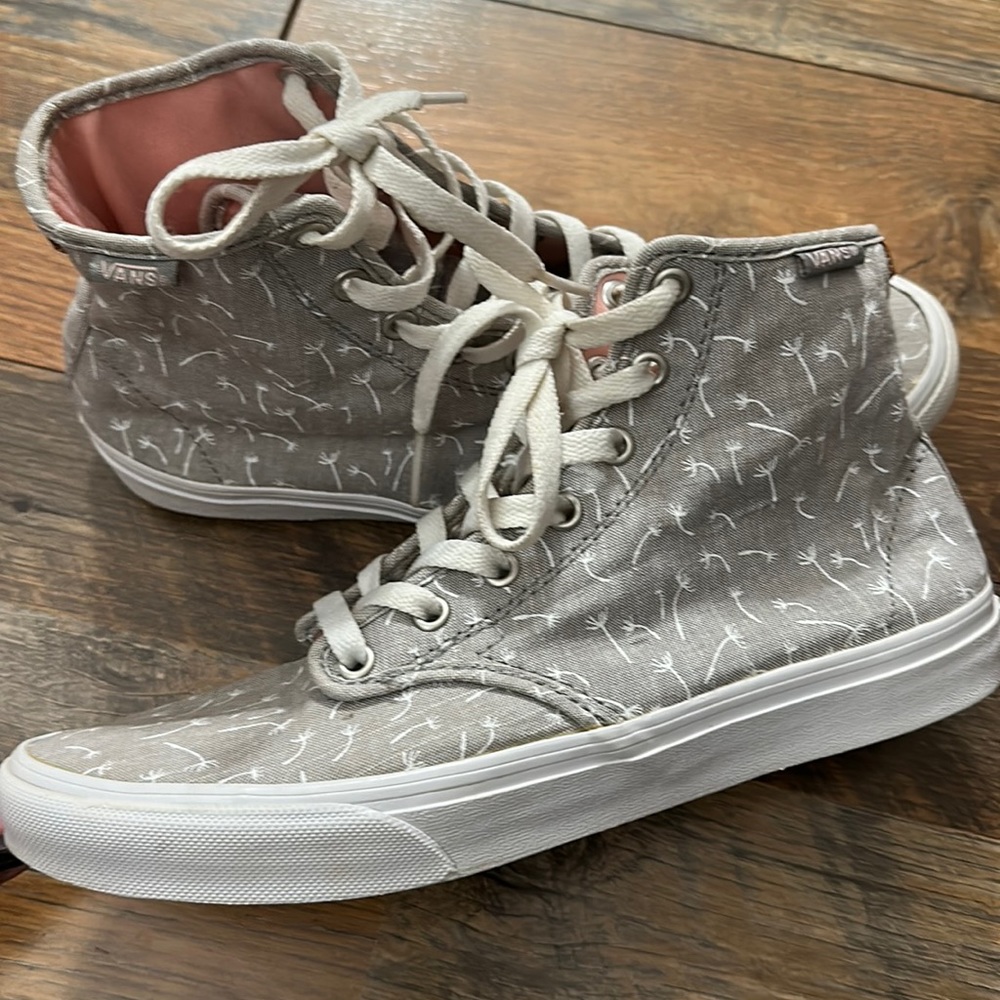 Vans gray dandelion hi top sneaker Sz 8.5
